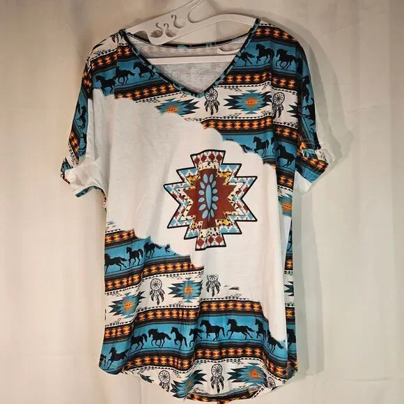 Western native Aztec Print Women Fashion V Neck Ethnic T-Shirt - Picture 1 of 6